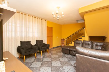 Sala de casa para alugar com 3 quartos, 499m² em Vila Santa Teresinha, São Paulo