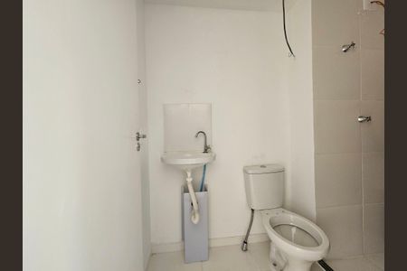 Banheiro de kitnet/studio à venda com 1 quarto, 24m² em Itaim Bibi, São Paulo