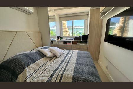 Apartamento à venda com 181m², 3 quartos e 2 vagas Apartamento à venda com 181m², 3 quartos e 2 vagasQuarto 3