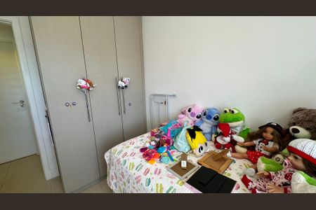 Apartamento à venda com 181m², 3 quartos e 2 vagas Apartamento à venda com 181m², 3 quartos e 2 vagasQuarto 1