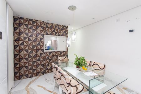 Cozinha de casa para alugar com 3 quartos, 180m² em Jardim das Oliveiras, São Paulo