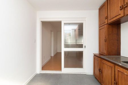 Apartamento para alugar com 2 quartos, 80m² em Azenha, Porto Alegre