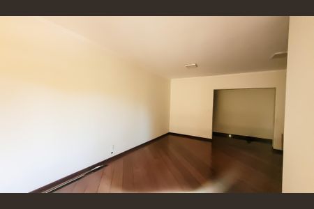 Sala de apartamento para alugar com 3 quartos, 151m² em Vila Itapura, Campinas