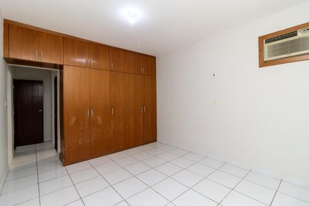 Quarto 1 de casa para alugar com 3 quartos, 150m² em Etelvina Carneiro, Belo Horizonte