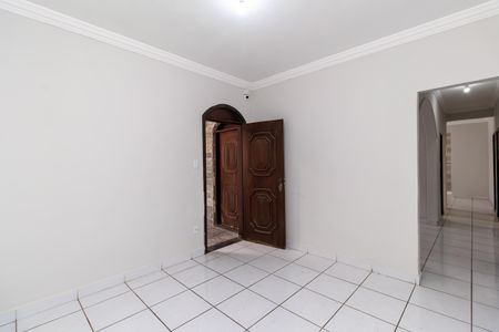 Sala 1 de casa para alugar com 3 quartos, 150m² em Etelvina Carneiro, Belo Horizonte