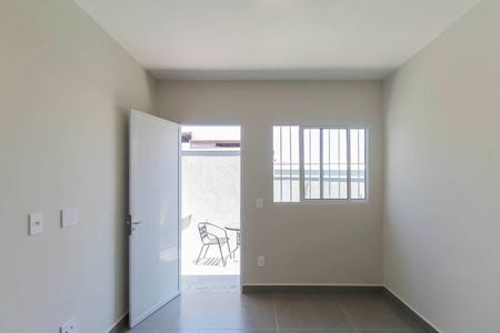 Casa de Condomínio para alugar com 1 quarto, 40m² em Vila Lucia, São Paulo