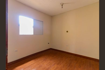 Quarto 1 de casa para alugar com 2 quartos, 60m² em Jardim Paulo Vi, São Paulo