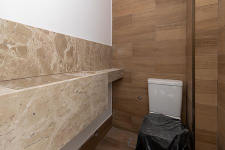 Apartamento à venda com 135m², 4 quartos e 4 vagasLavabo