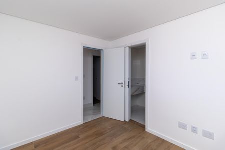 Apartamento à venda com 135m², 4 quartos e 4 vagasQuarto 1