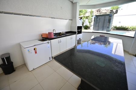 Casa de condomínio para alugar com 400m², 3 quartos e 4 vagas