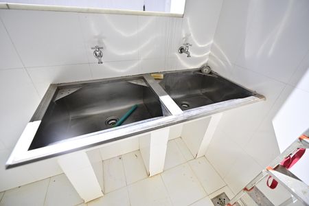 Casa de condomínio para alugar com 400m², 3 quartos e 4 vagas