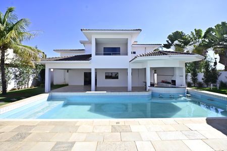 Casa de condomínio para alugar com 400m², 3 quartos e 4 vagas