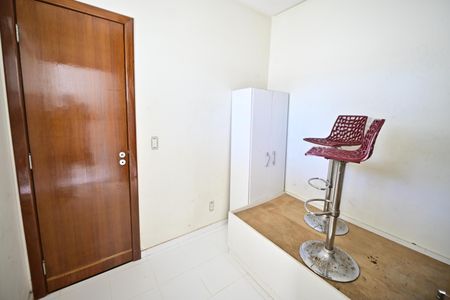 Casa de condomínio para alugar com 400m², 3 quartos e 4 vagas