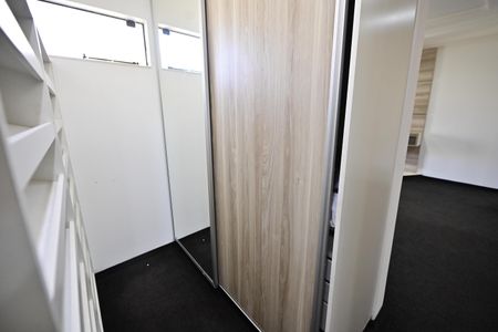 Casa de condomínio para alugar com 400m², 3 quartos e 4 vagas