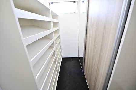 Casa de condomínio para alugar com 400m², 3 quartos e 4 vagas