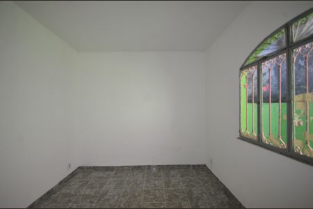 Quarto 1 de casa para alugar com 2 quartos, 122m² em Vila Valqueire, Rio de Janeiro