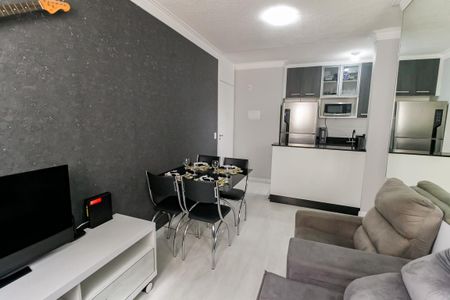 Sala de apartamento à venda com 2 quartos, 42m² em Vila Pirajussara, São Paulo