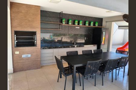 Apartamento para alugar com 98m², 3 quartos e 2 vagas Apartamento para alugar com 98m², 3 quartos e 2 vagasÁrea Comum - Churrasqueira