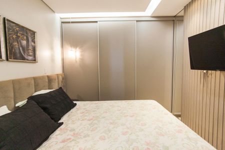 Apartamento para alugar com 98m², 3 quartos e 2 vagas Apartamento para alugar com 98m², 3 quartos e 2 vagasSuite