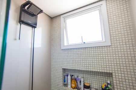 Apartamento para alugar com 98m², 3 quartos e 2 vagas Apartamento para alugar com 98m², 3 quartos e 2 vagasBanheiro da Suite