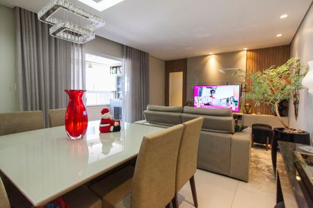 Sala de apartamento para alugar com 3 quartos, 98m² em Santa Mônica, Uberlândia