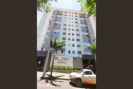 Apartamento para alugar com 98m², 3 quartos e 2 vagas Apartamento para alugar com 98m², 3 quartos e 2 vagasFachada