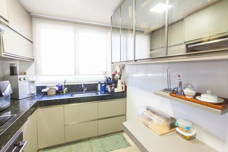 Apartamento para alugar com 98m², 3 quartos e 2 vagas Apartamento para alugar com 98m², 3 quartos e 2 vagasCozinha