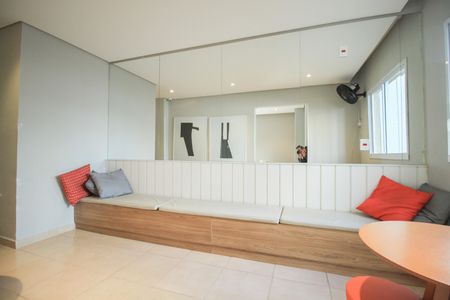 Apartamento para alugar com 42m², 2 quartos e sem vaga