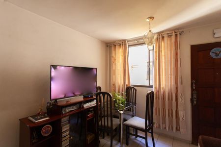 Sala de apartamento à venda com 3 quartos, 59m² em Santa Monica, Belo Horizonte