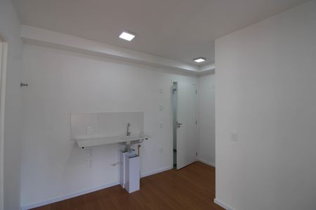 Sala de apartamento para alugar com 2 quartos, 34m² em Jardim Monte Kemel, São Paulo