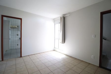 Sala de apartamento para alugar com 2 quartos, 58m² em Cazeca, Uberlândia