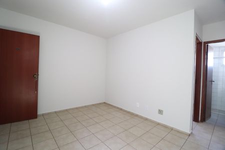 Sala de apartamento para alugar com 2 quartos, 58m² em Cazeca, Uberlândia
