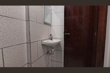 Banheiro de apartamento para alugar com 1 quarto, 30m² em Recreio dos Bandeirantes, Rio de Janeiro