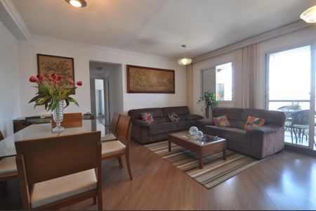 Sala de apartamento para alugar com 2 quartos, 76m² em Vila Paiva, São Paulo