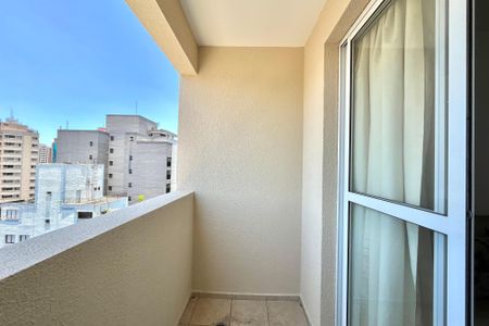 Varanda de apartamento à venda com 2 quartos, 63m² em Vila Guarani (zona Sul), São Paulo