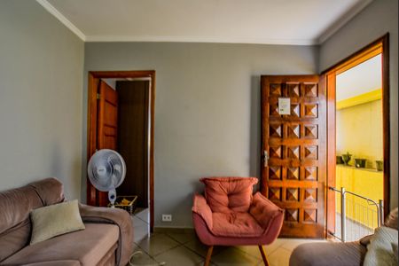 Sala de casa para alugar com 3 quartos, 245m² em Vila Sacadura Cabral, Santo André