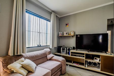 Sala de casa para alugar com 3 quartos, 245m² em Vila Sacadura Cabral, Santo André