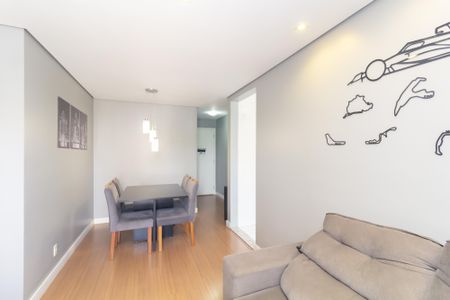 Sala de apartamento para alugar com 2 quartos, 48m² em Vila Lourdes, São Paulo