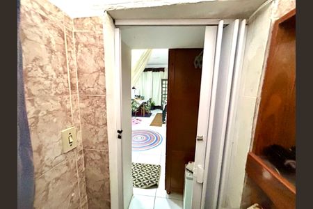 Banheiro de casa à venda com 1 quarto, 150m² em Vila Maricy, Guarulhos