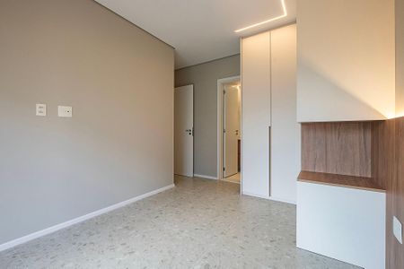 Suíte de apartamento para alugar com 2 quartos, 68m² em Sumaré, São Paulo