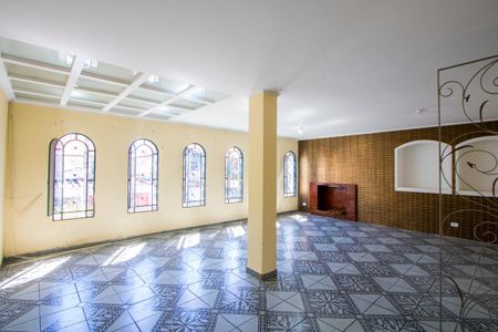 Sala de casa à venda com 3 quartos, 320m² em Santa Maria, Santo André