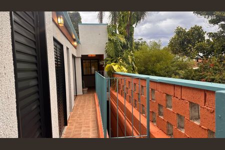 Casa à venda com 3 quartos, 189m² em Vila Madalena, São Paulo