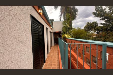 Casa à venda com 3 quartos, 189m² em Vila Madalena, São Paulo