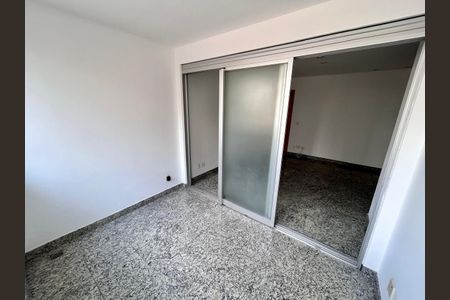 Apartamento à venda com 3 quartos, 90m² em Lourdes, Belo Horizonte