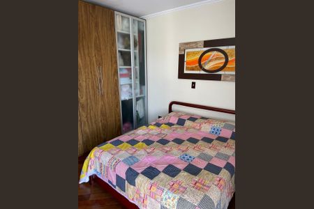 Casa à venda com 3 quartos, 228m² em Vila Progresso, Santo André