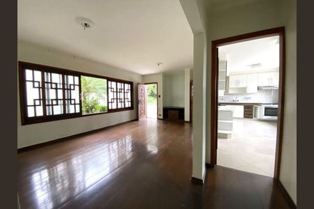 Casa à venda com 3 quartos, 240m² em Jardim Sao Caetano, São Caetano do Sul