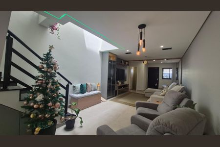 Sala  de casa à venda com 3 quartos, 188m² em Parque das Nações, Santo André