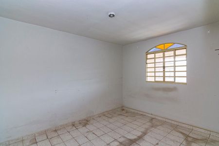 Quarto 1 de casa à venda com 2 quartos, 360m² em Parque Sao Jose, Belo Horizonte