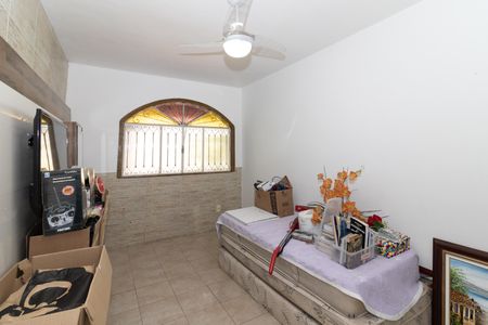 Sala de casa para alugar com 3 quartos, 300m² em Vila Valqueire, Rio de Janeiro