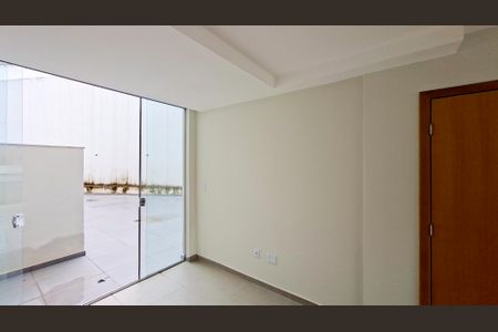 Sala de apartamento para alugar com 3 quartos, 144m² em Floresta, Belo Horizonte